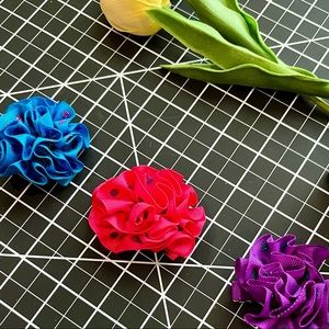 🦋 5/$25 BUNDLE • Ribbon Blooms Hair Pins